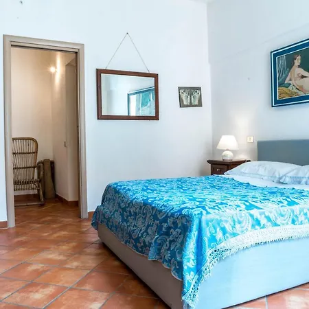 Casa Bastiese * Cisano sul Neva